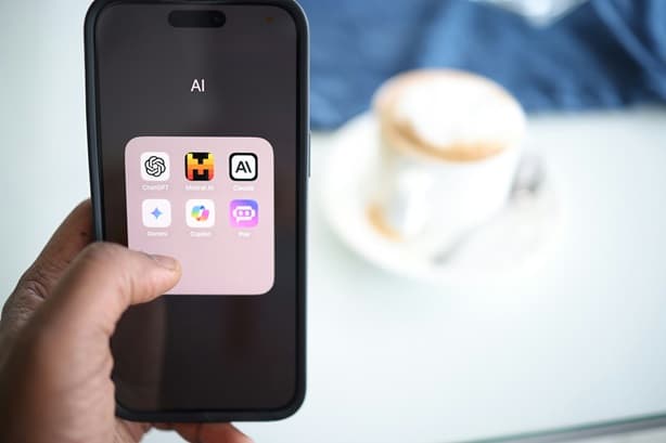 Introduction to AI Agents & Building Enterprise Apps with AI